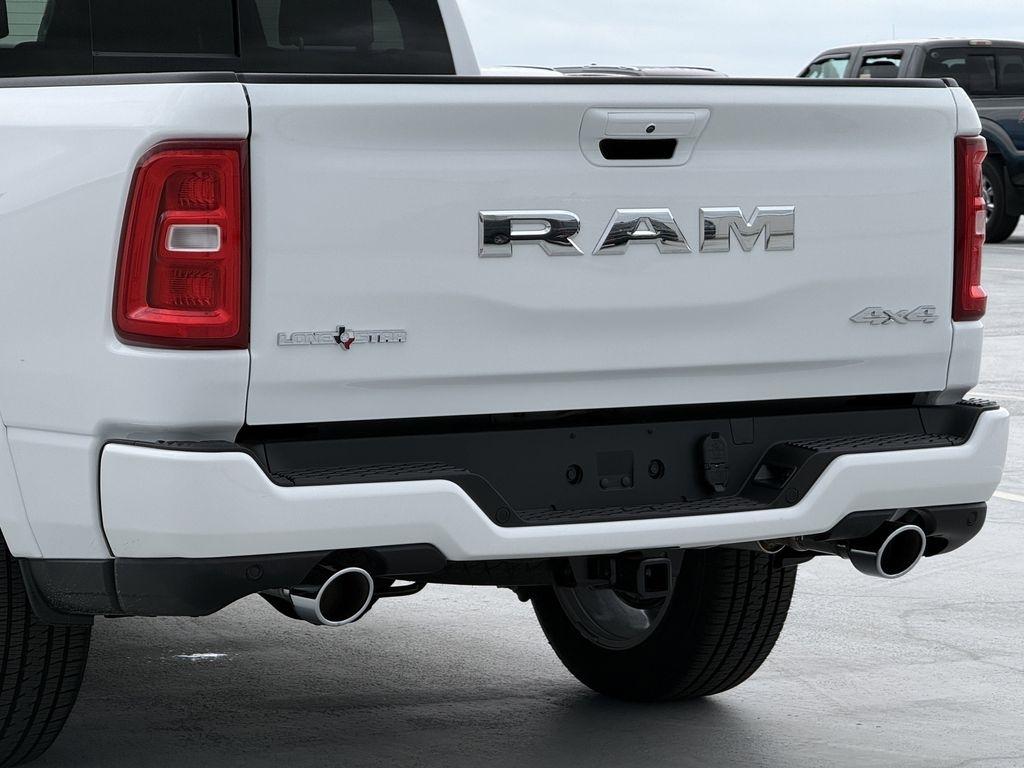 RAM 1500 Big Horn Crew Cab SWB 4WD 2026