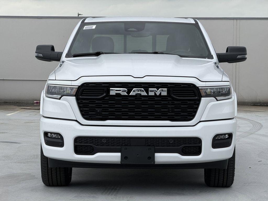 RAM 1500 Big Horn Crew Cab SWB 4WD 2026
