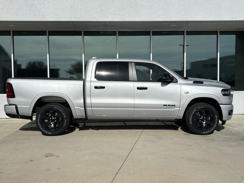 RAM 1500 Big Horn Crew Cab SWB 4WD 2026