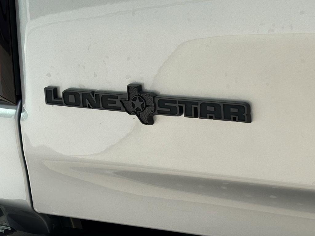 RAM 1500 Big Horn Crew Cab SWB 4WD 2026