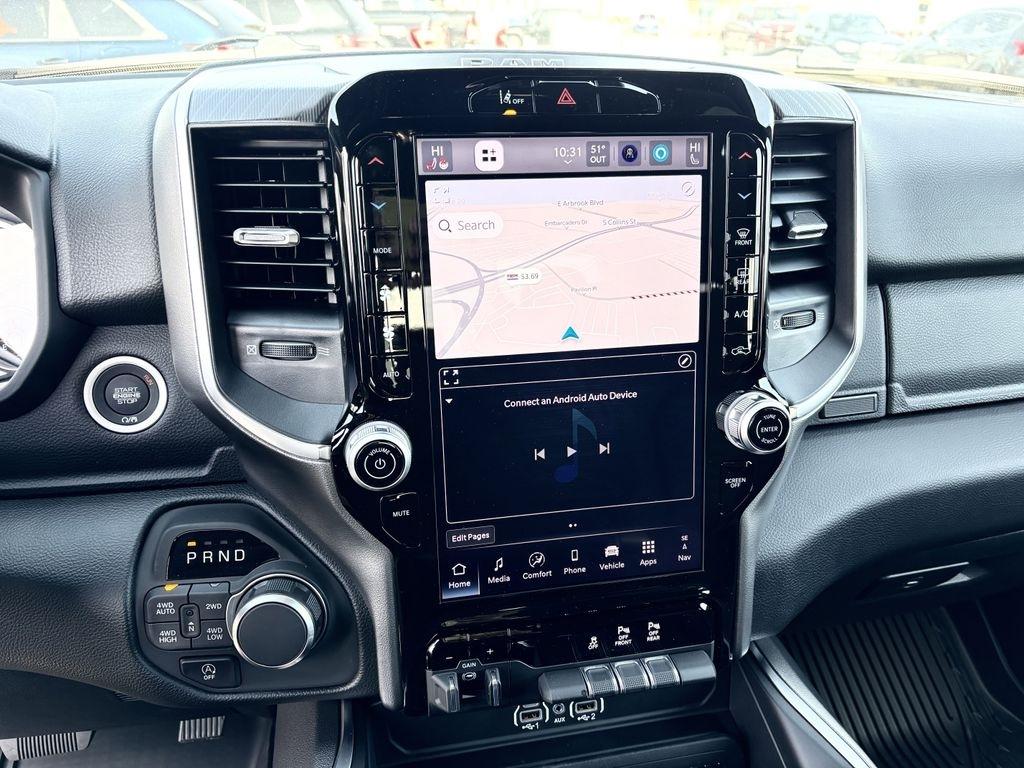 RAM 1500 Big Horn Crew Cab SWB 4WD 2026