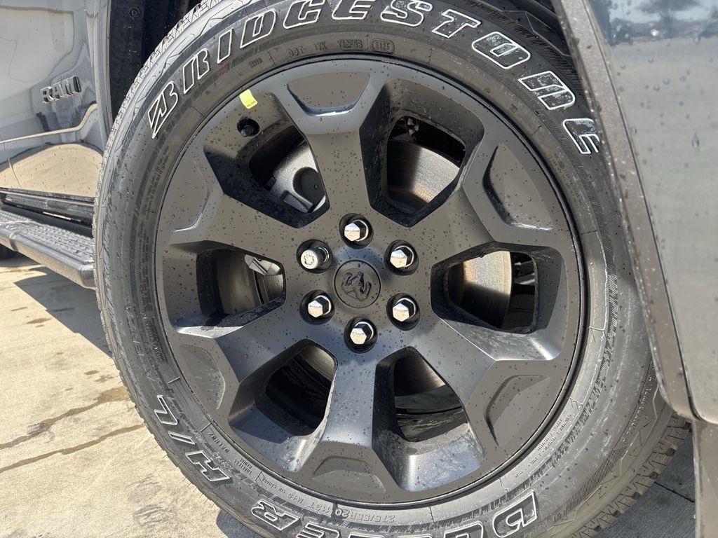 RAM 1500 Big Horn Crew Cab SWB 4WD 2026