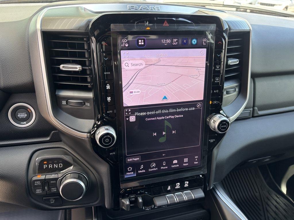 RAM 1500 Big Horn Crew Cab SWB 4WD 2026