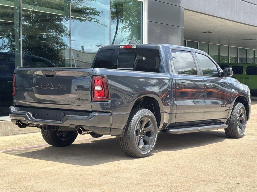 RAM 1500 Tradesman Crew Cab SWB 4WD 2026