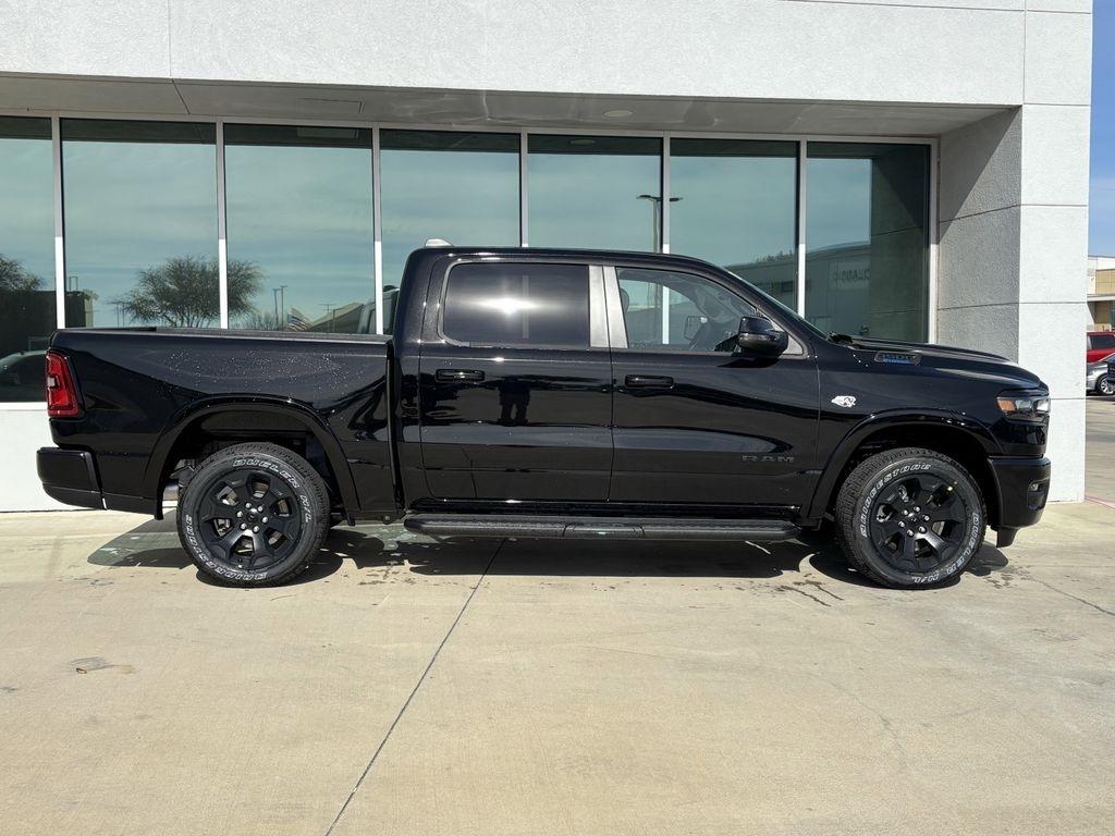 RAM 1500 Big Horn Crew Cab SWB 4WD 2026
