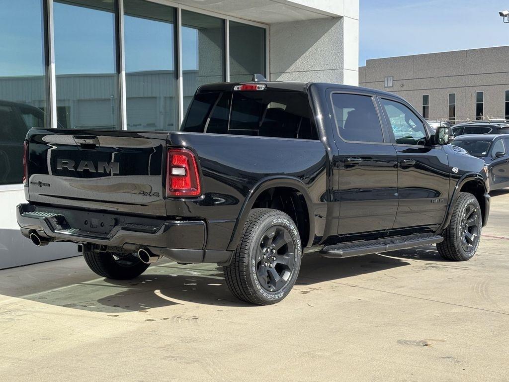 RAM 1500 Big Horn Crew Cab SWB 4WD 2026