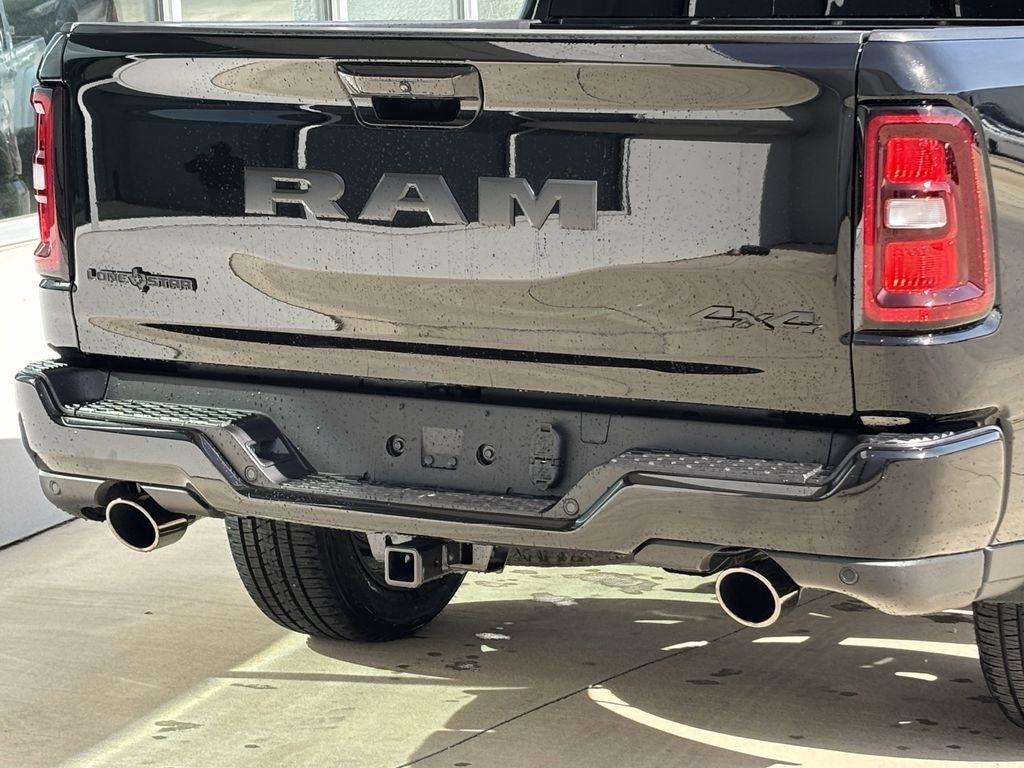 RAM 1500 Big Horn Crew Cab SWB 4WD 2026