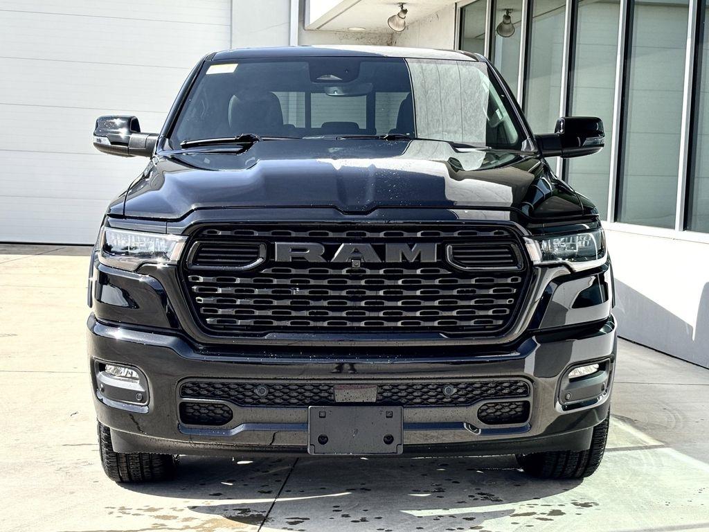 RAM 1500 Big Horn Crew Cab SWB 4WD 2026