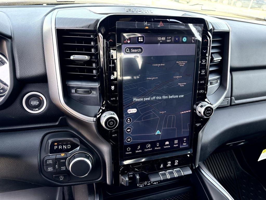 RAM 1500 Big Horn Crew Cab SWB 4WD 2026