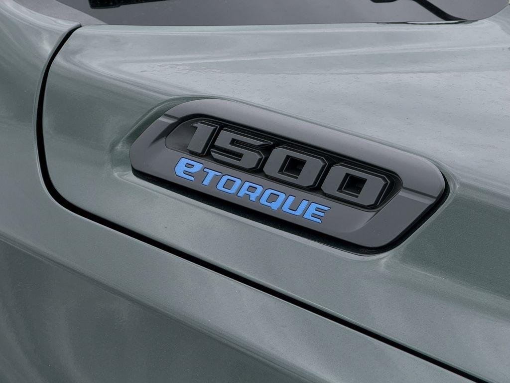 RAM 1500 Big Horn Crew Cab SWB 4WD 2026
