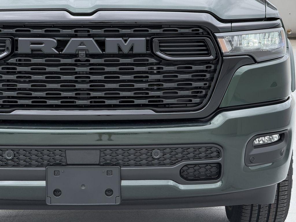 RAM 1500 Big Horn Crew Cab SWB 4WD 2026