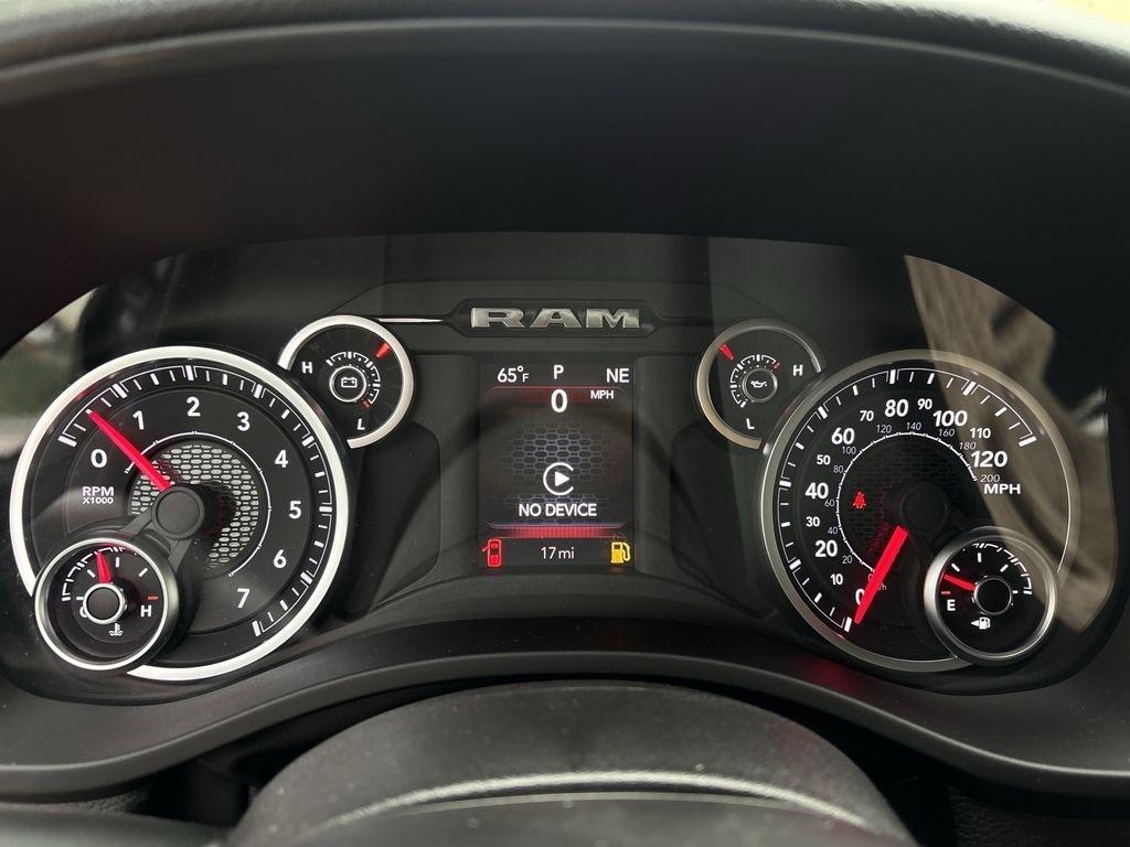 RAM 1500 Tradesman Crew Cab SWB 2WD 2026