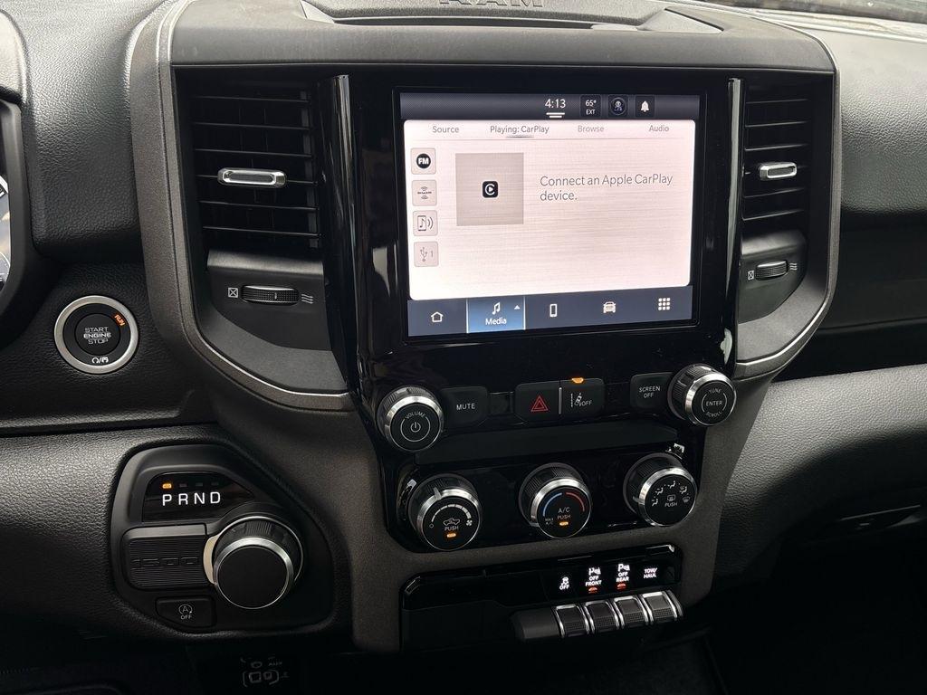 RAM 1500 Tradesman Crew Cab SWB 2WD 2026
