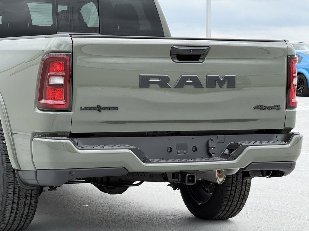 RAM 1500 Big Horn Crew Cab SWB 4WD 2026