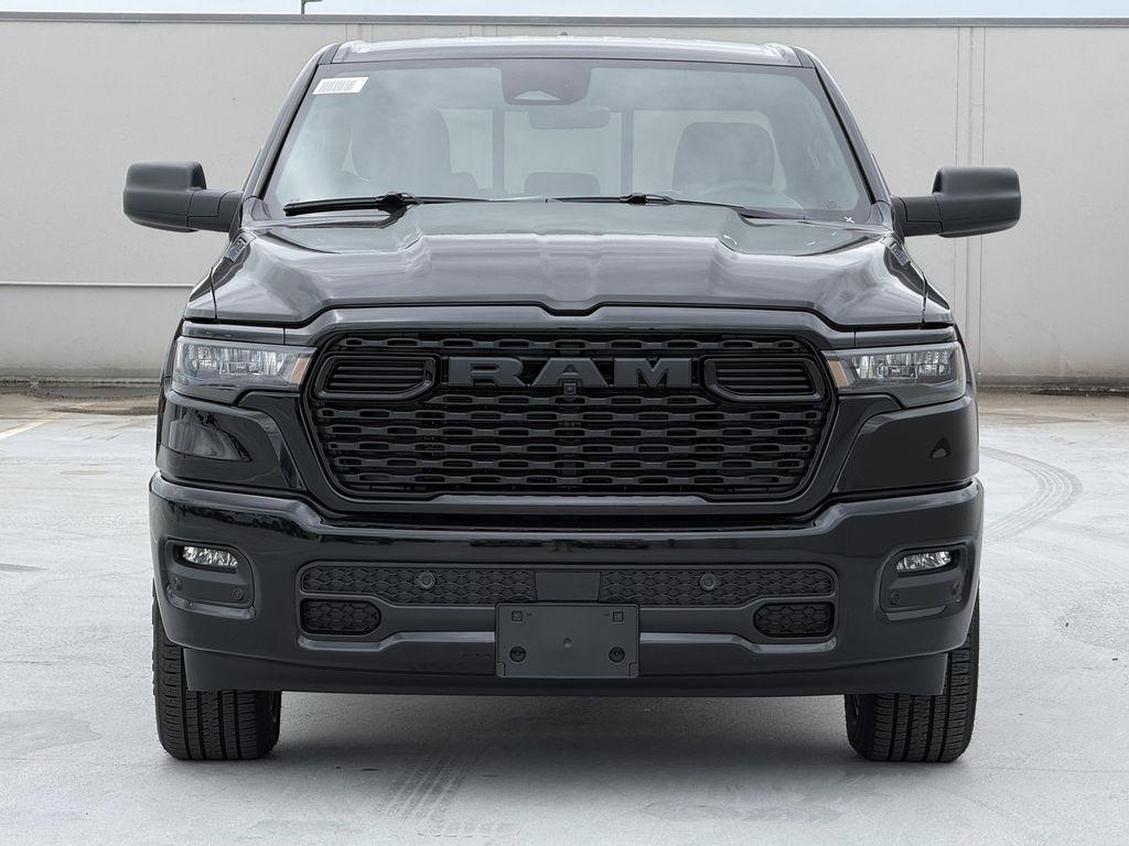 RAM 1500 Tradesman Crew Cab SWB 2WD 2026