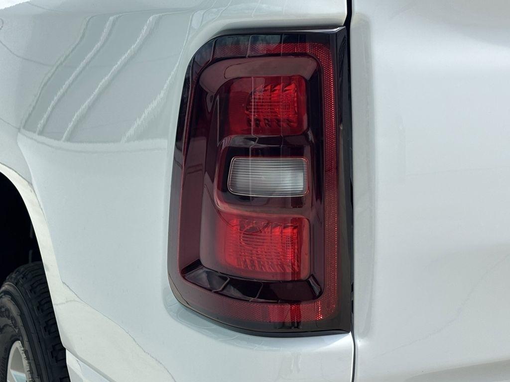 RAM 1500 Tradesman Quad Cab 2WD 2026