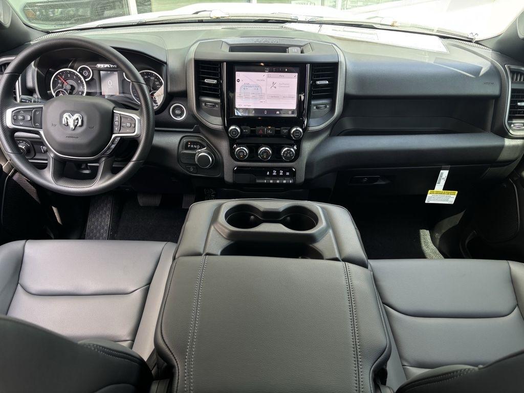 RAM 1500 Tradesman Quad Cab 2WD 2026