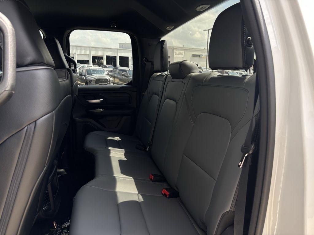 RAM 1500 Tradesman Quad Cab 2WD 2026