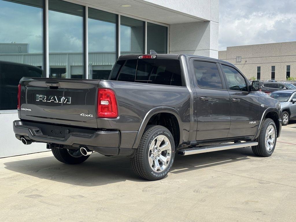 RAM 1500 Big Horn Crew Cab SWB 4WD 2026