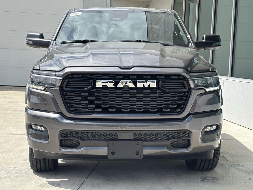 RAM 1500 Big Horn Crew Cab SWB 4WD 2026