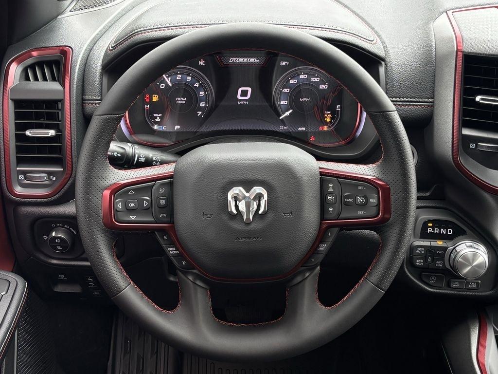 RAM 1500 Rebel Crew Cab SB 4WD 2026