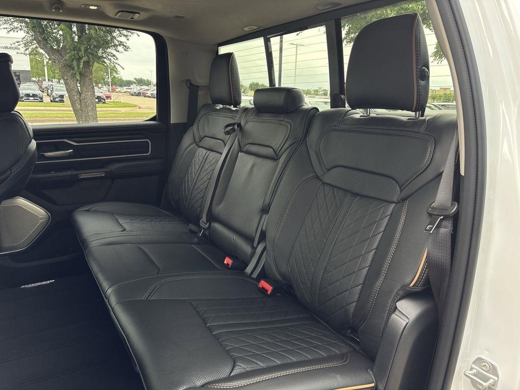 RAM 1500 Longhorn Crew Cab SWB 4WD 2026