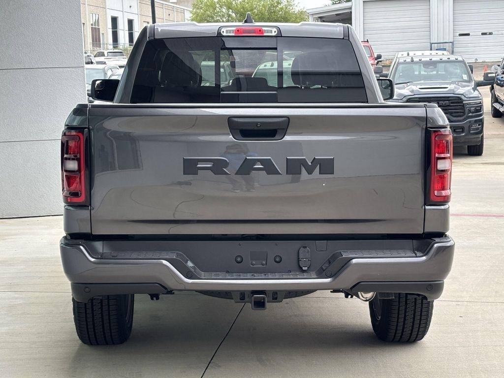 RAM 1500 Tradesman Quad Cab 2WD 2026