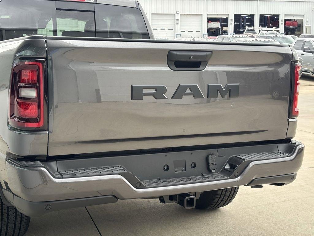 RAM 1500 Tradesman Quad Cab 2WD 2026