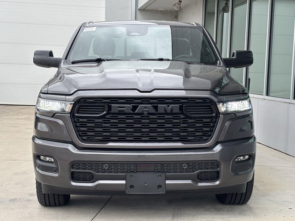 RAM 1500 Tradesman Quad Cab 2WD 2026