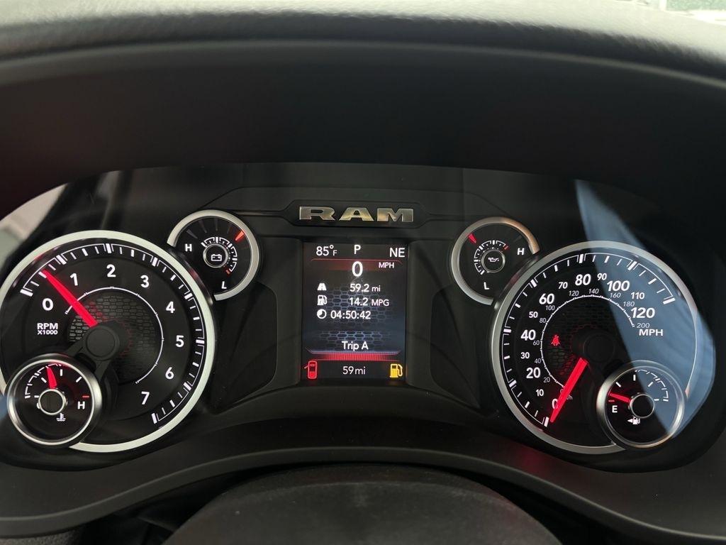 RAM 1500 Tradesman Quad Cab 2WD 2026
