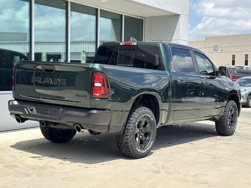 RAM 1500 Tradesman Crew Cab SWB 4WD 2026