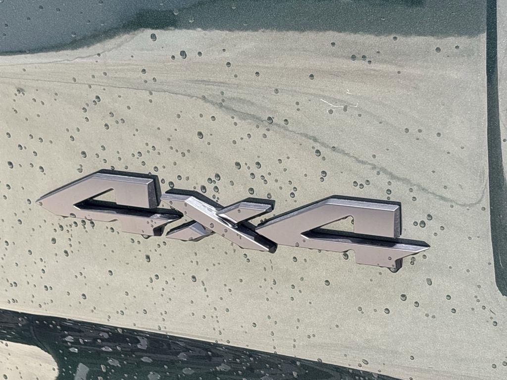 RAM 1500 Tradesman Crew Cab SWB 4WD 2026