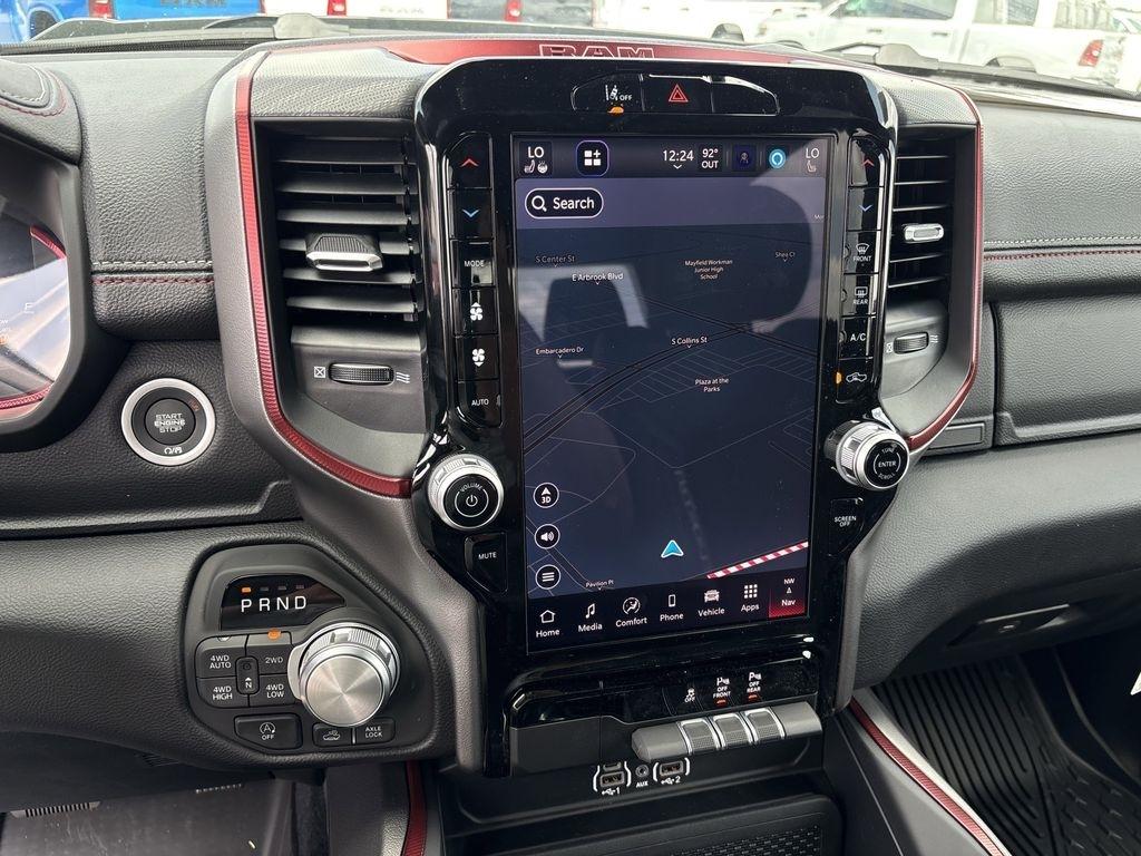 RAM 1500 Rebel Crew Cab SB 4WD 2026
