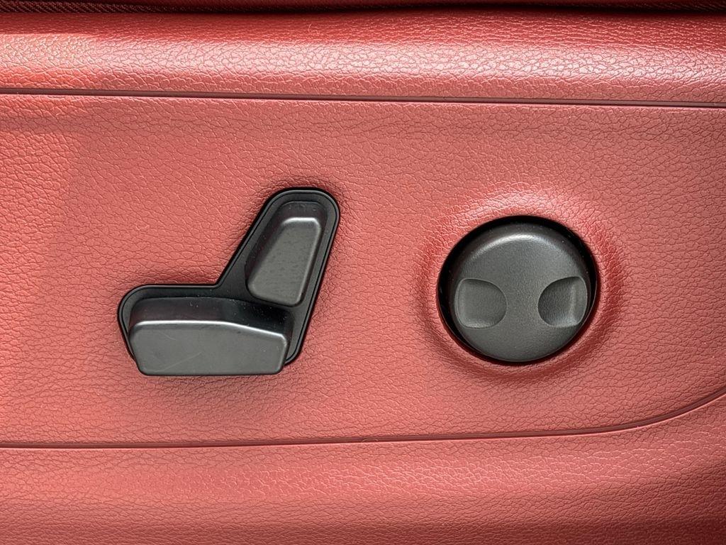 RAM 1500 Rebel Crew Cab SB 4WD 2026