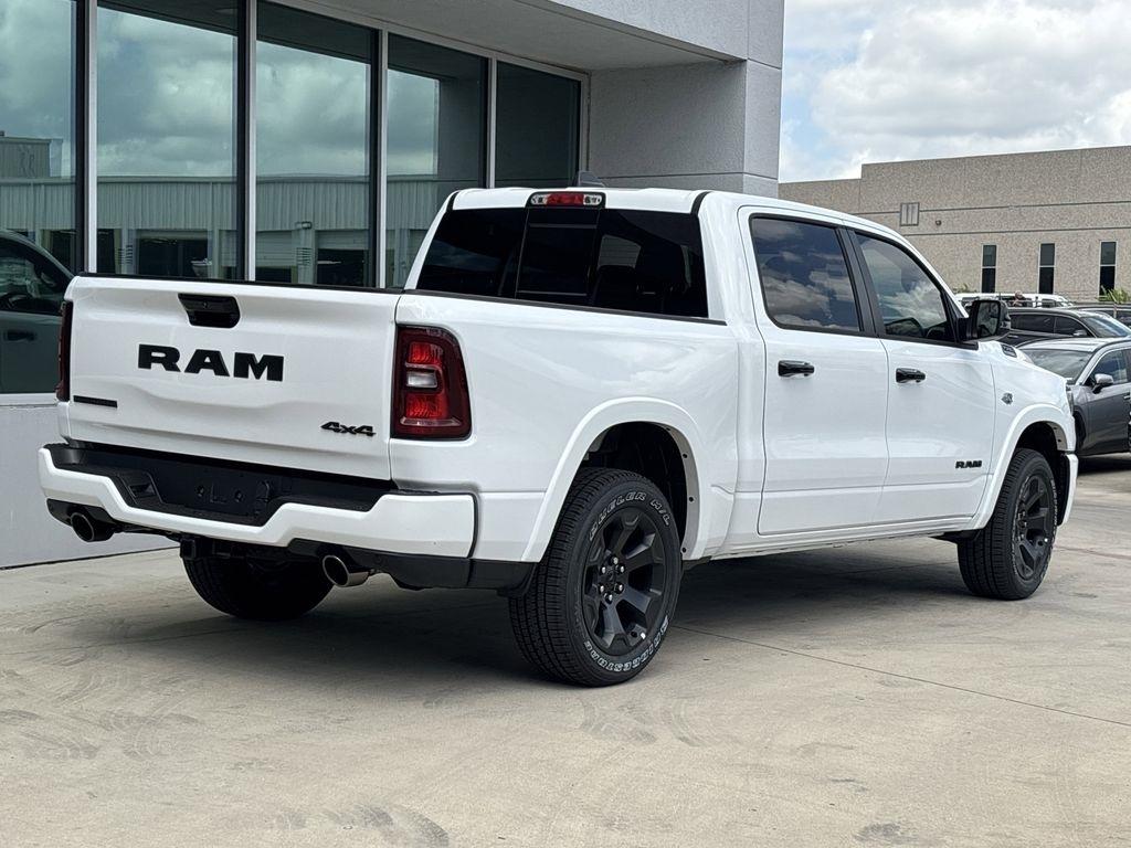 RAM 1500 Big Horn Crew Cab SWB 4WD 2026
