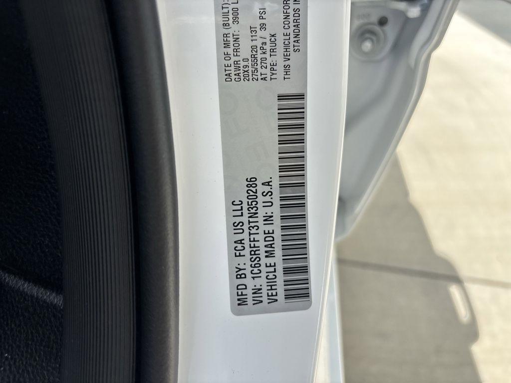 RAM 1500 Big Horn Crew Cab SWB 4WD 2026