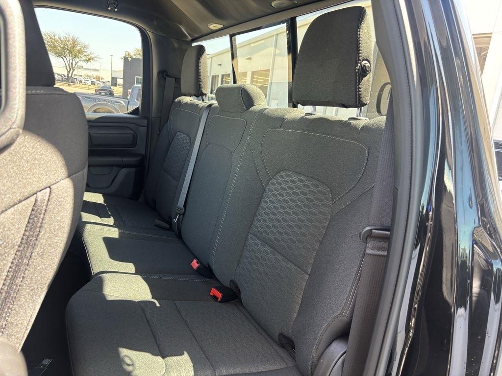 RAM 1500 Tradesman Quad Cab 4WD 2026