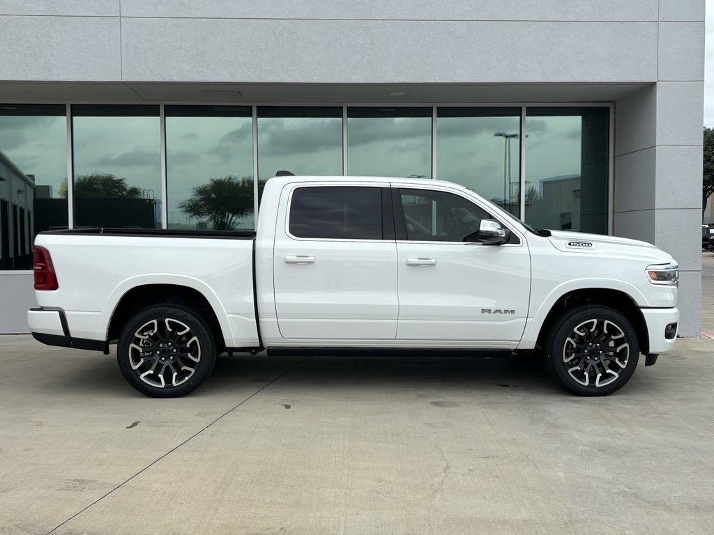 RAM 1500 Limited Crew Cab SWB 4WD 2026