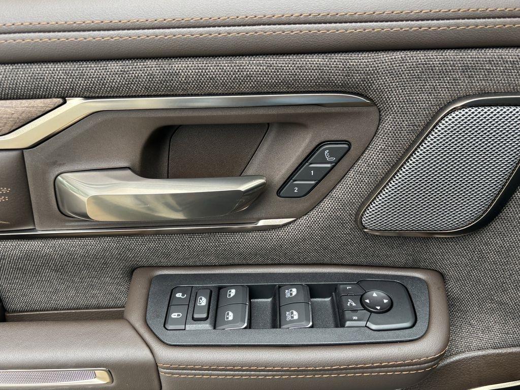 RAM 1500 Limited Crew Cab SWB 4WD 2026