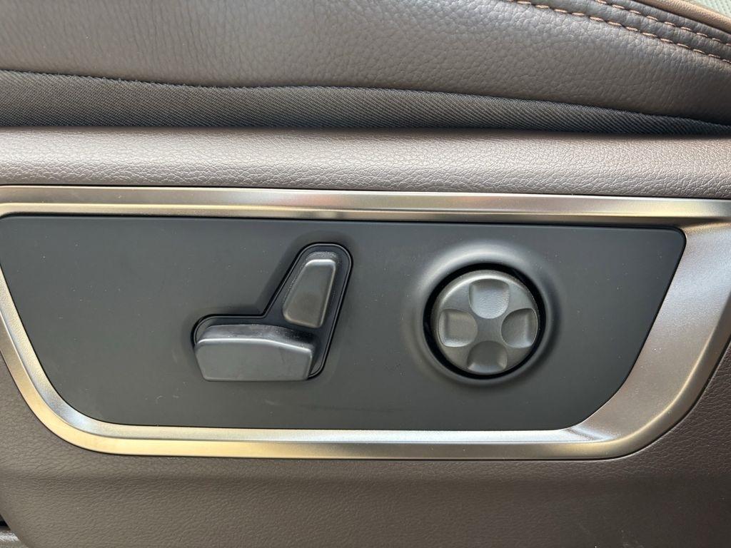 RAM 1500 Limited Crew Cab SWB 4WD 2026