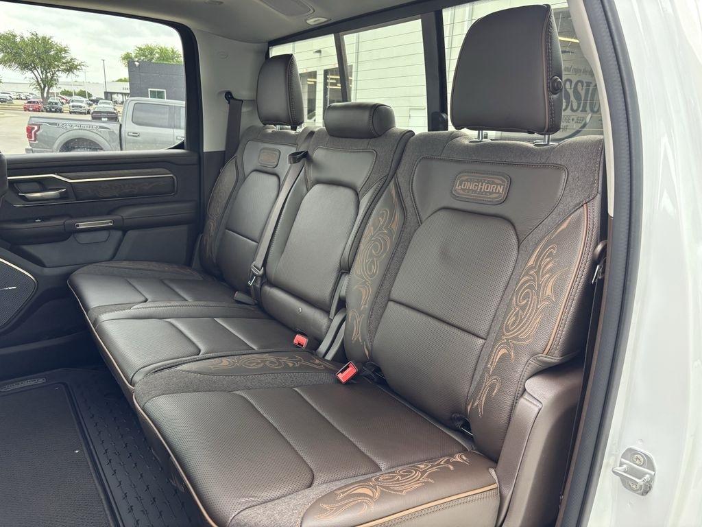 RAM 1500 Limited Crew Cab SWB 4WD 2026