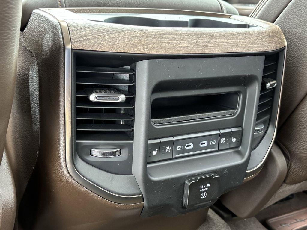 RAM 1500 Limited Crew Cab SWB 4WD 2026