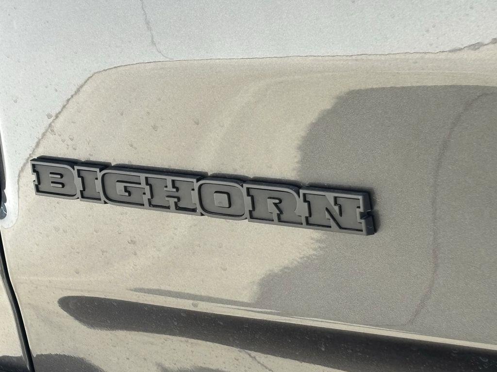 RAM 1500 Big Horn Crew Cab SWB 4WD 2026