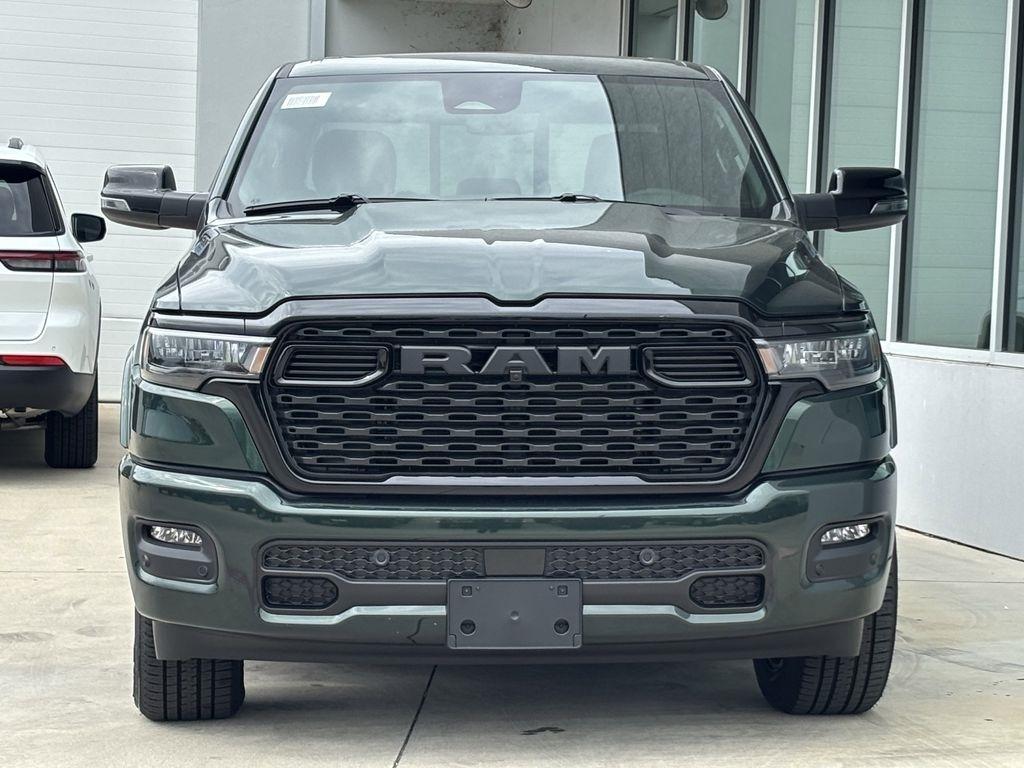 RAM 1500 Big Horn Crew Cab SWB 4WD 2026
