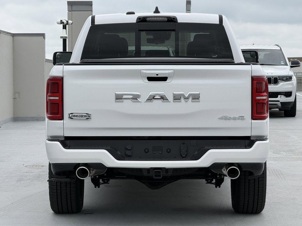 RAM 1500 Limited Crew Cab SWB 4WD 2026