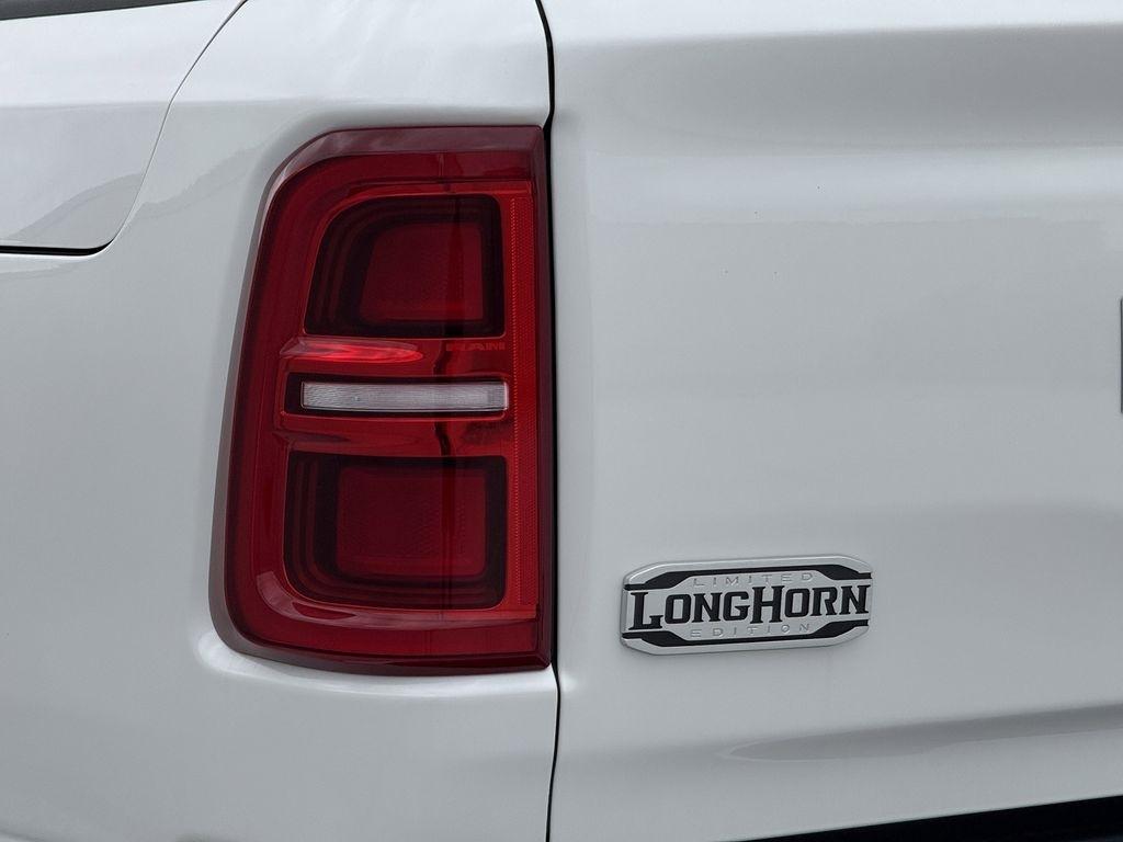 RAM 1500 Limited Crew Cab SWB 4WD 2026