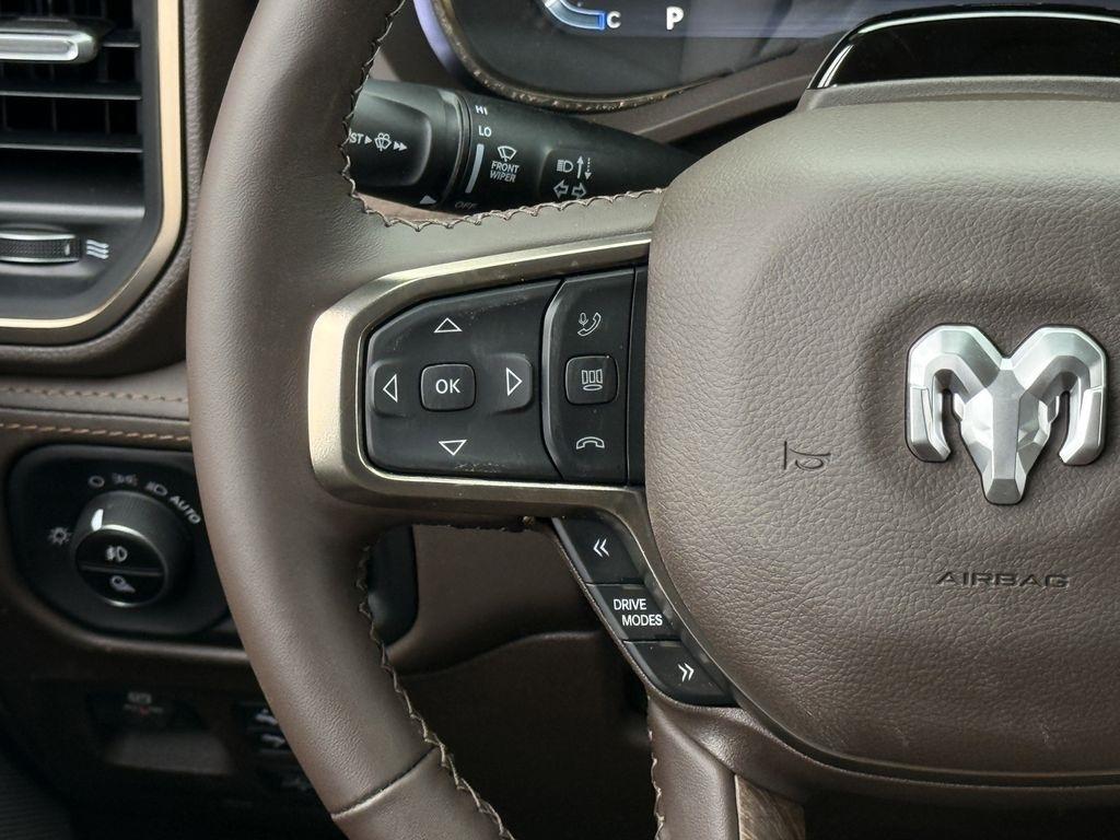 RAM 1500 Limited Crew Cab SWB 4WD 2026