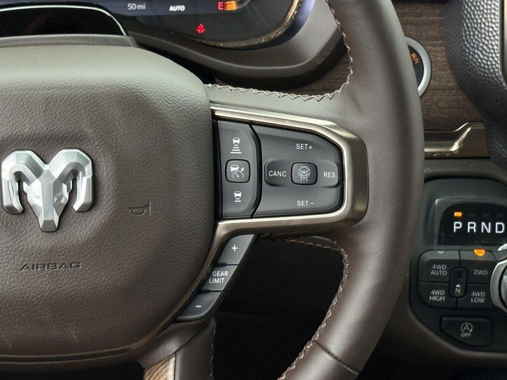 RAM 1500 Limited Crew Cab SWB 4WD 2026