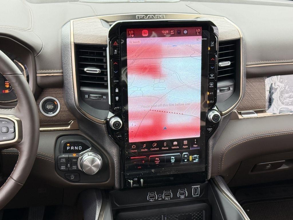 RAM 1500 Limited Crew Cab SWB 4WD 2026