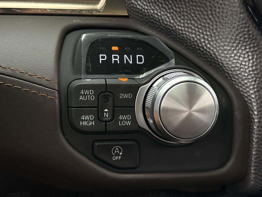 RAM 1500 Limited Crew Cab SWB 4WD 2026